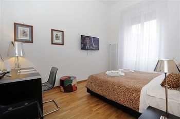 Houspitality Caesar Bed and breakfast 3*