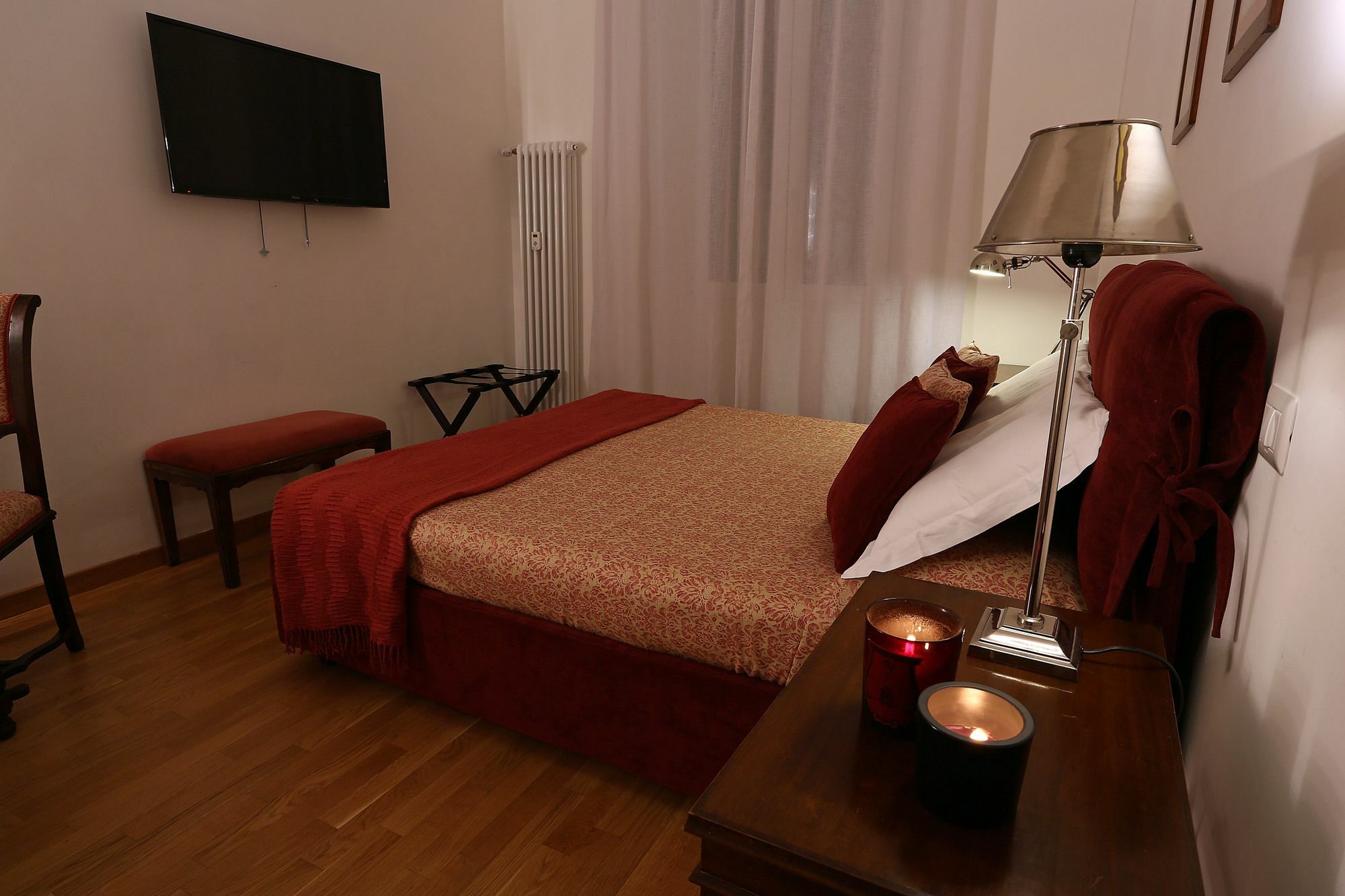 Houspitality Caesar Bed & Breakfast 3*